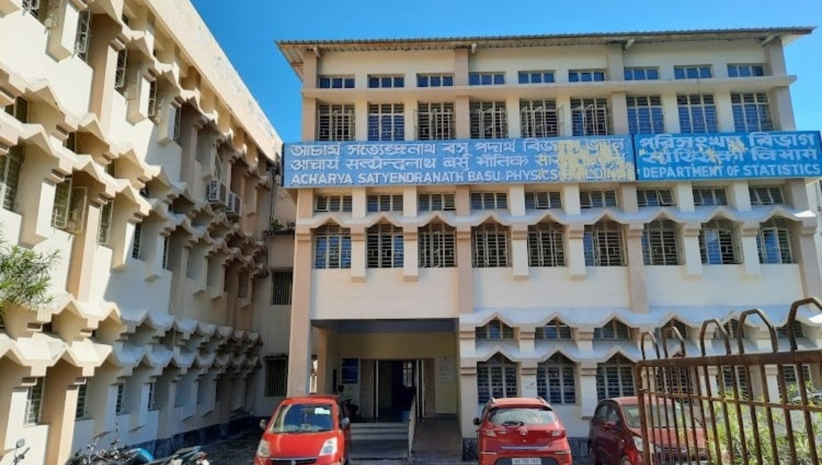 कॉलेज ट्रांसफर की उलझन खत्म, Assam University में ऐसे मिलेगी सीट